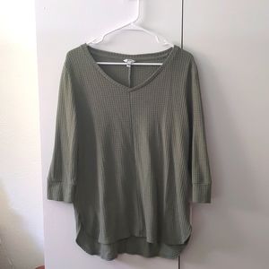 Sonoma Size Small sage green cozy top
